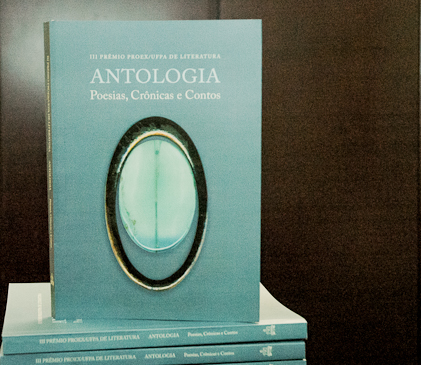 Antologia de Poesias, Crônicas e Contos